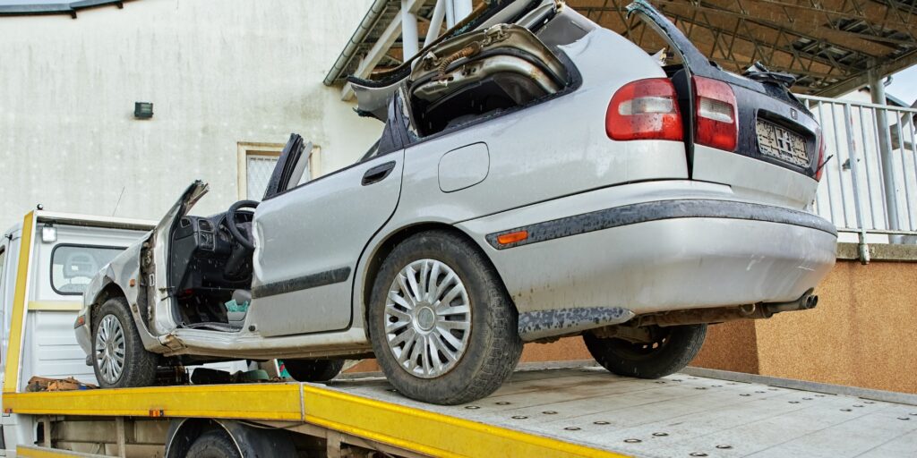 truck wreck attorneys near me when faulty brakes turn into a devastating truck and car crash in Maryland